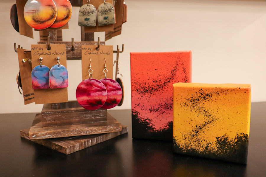 Corinna Nicole; Studio 118