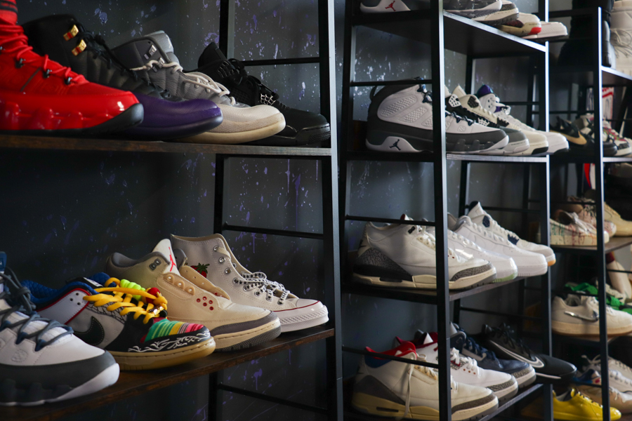 HARRISON REEVES | STUDIO 258 | TRIP KICKS