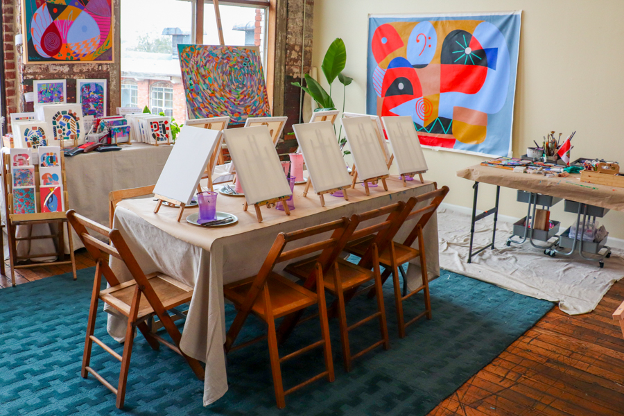 Rossina Boyer; Studio 303; Matices De Colores Arts