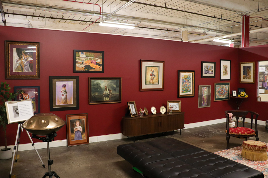 Mehrnoush Kazemzadeh; Studio 113