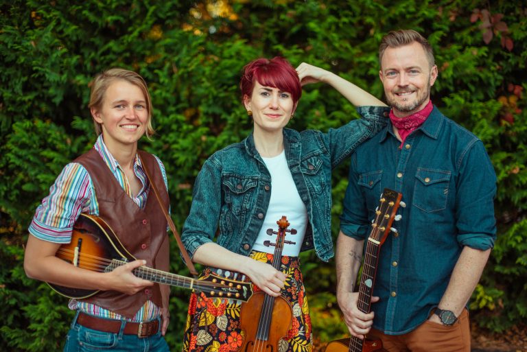 house-of-hamill-trio-3-credit-sarah-snyder - Andrew Kruspe